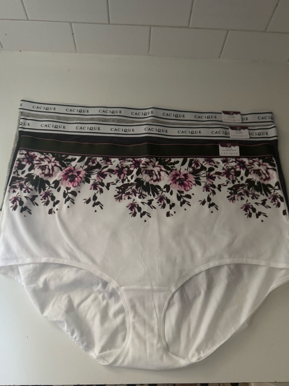 Cacique 3 pairs High-Waist Briefs